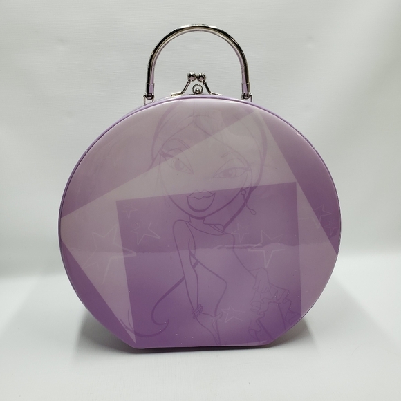 Bratz Travel Storage Case - Picture 2 of 16